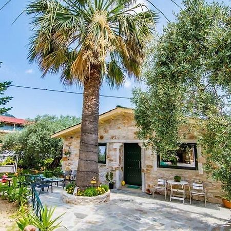 Villa Kastro Stone House Skala Potamia  Exterior foto