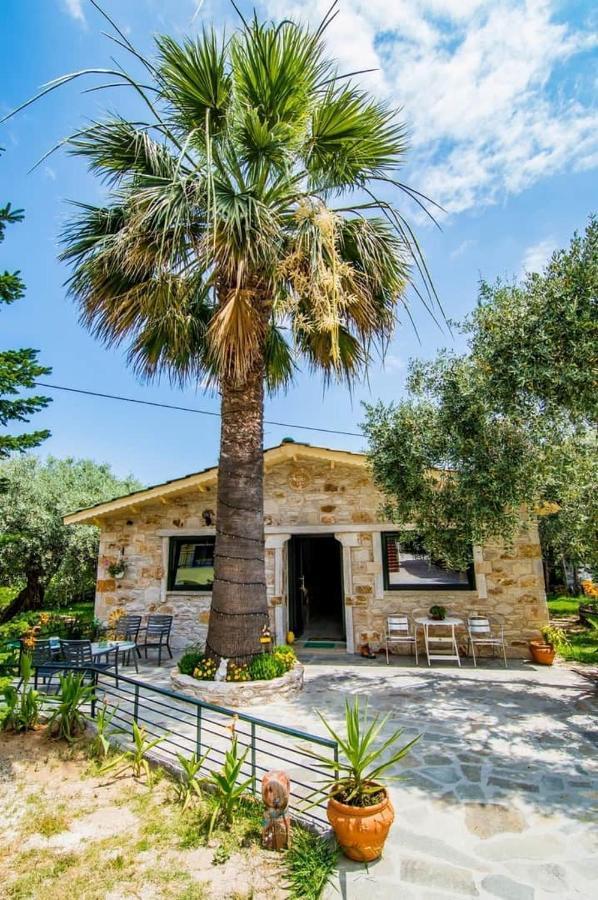 Villa Kastro Stone House Skala Potamia  Exterior foto