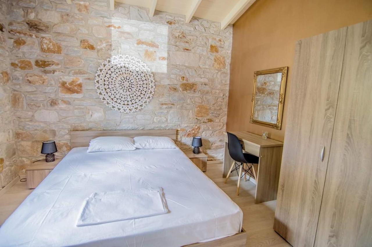 Villa Kastro Stone House Skala Potamia  Exterior foto