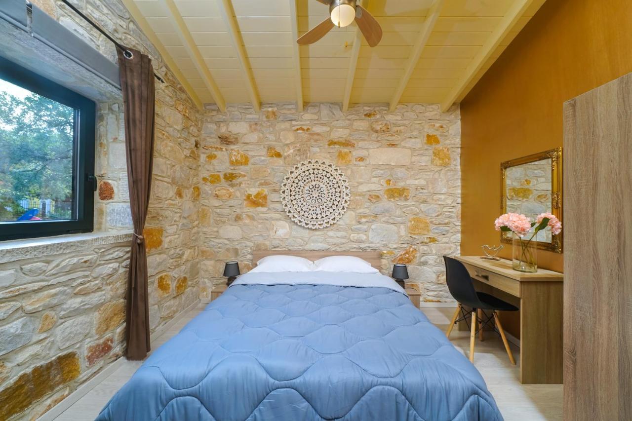 Villa Kastro Stone House Skala Potamia  Exterior foto